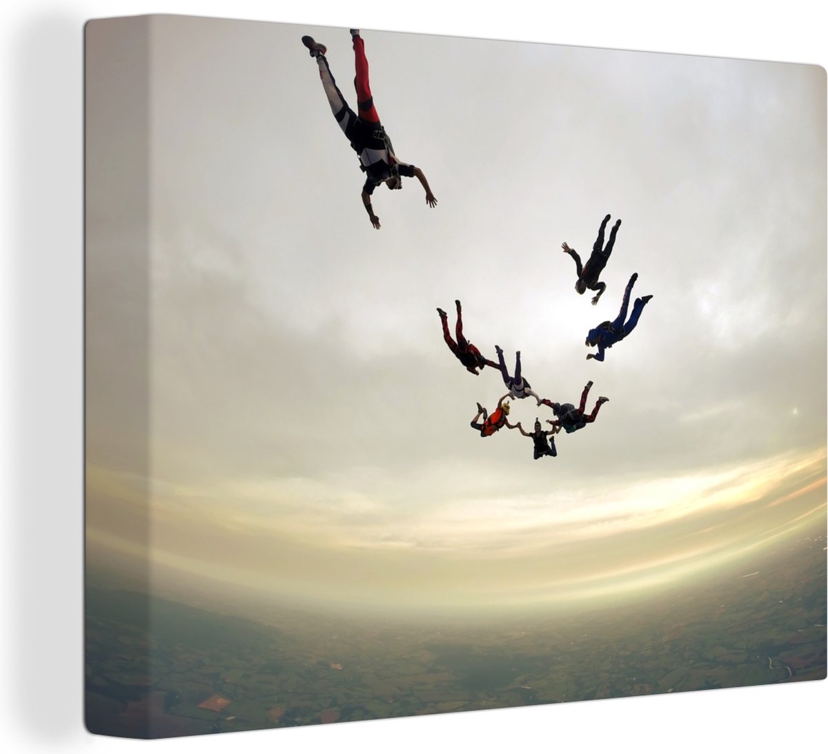 Canvas Schilderij Skydiven op een bewolkte dag - 40x30 cm - Wanddecoratie - OneMillionCanvasses
