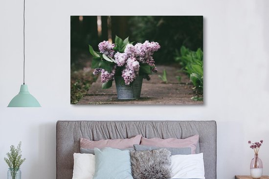 Lilas dans un seau 180x120 cm - Tirage photo sur toile (Décoration murale salon / chambre) / Peintures Fleurs sur toile XXL / Groot format!