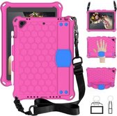 Voor iPad 9.7 2017/2018 Honeycomb Design EVA + PC Four Corner Anti Falling Flat Protective Shell Met Straps (Rose Red + Blue)