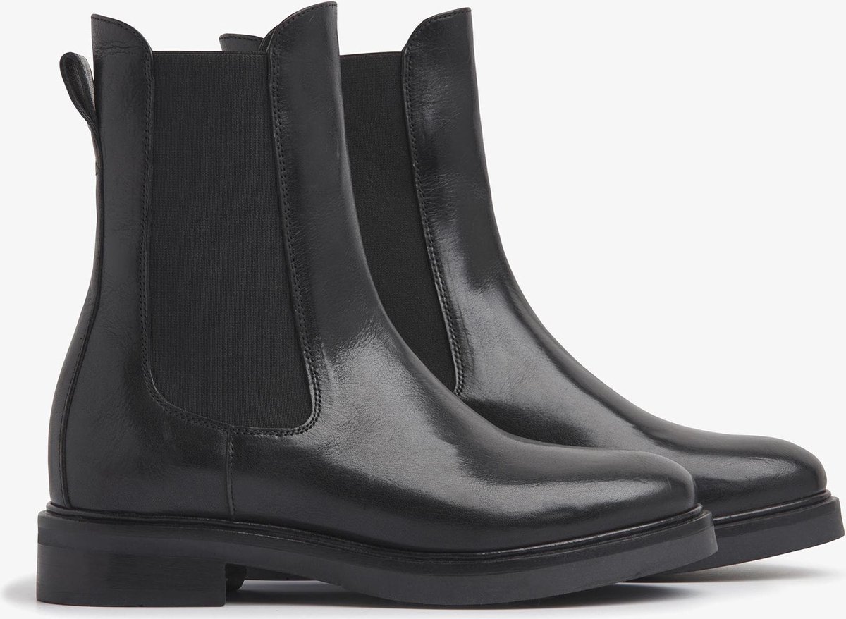 Zwarte via vai chelsea boots johanna vibe hotsell