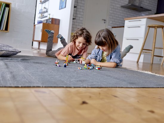 LEGO City Ensemble de figurines - La fête foraine 60234 – Kit de construction (183 pièces)