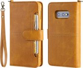 Voor Galaxy S10e Multifunctionele afneembare magnetische horizontale flip lederen tas met kaartsleuven en houder en portemonnee en fotolijst (bruin)
