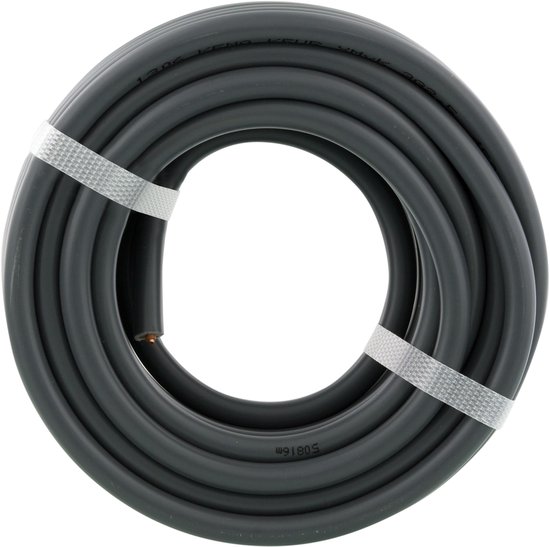 Grijze buitenkabel XMVK 3 x 2.5 mm², ca. 10 meter lang, opgerold.