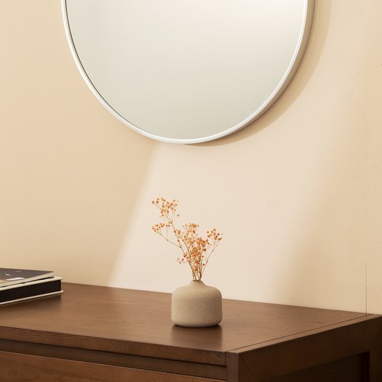 Navaris spiegel voor de wand - Ronde wandspiegel 60 cm - Aluminium frame in zilver - Voor badkamer, woonkamer of slaapkamer