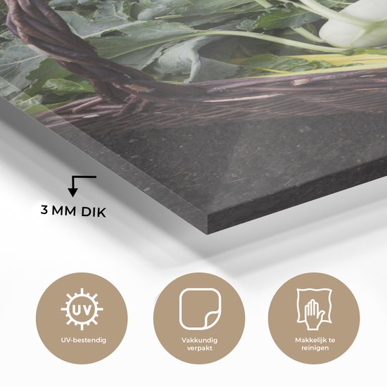 Chou-rave coloré dans un panier tressé Plexiglas 30x40 cm - petit - Tirage photo sur Glas (décoration murale en plexiglas)