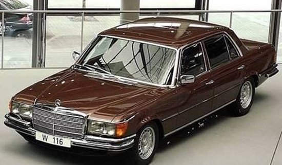 Norev Mercedes-Benz 450 SEL 6.9 1976 Bruin 1/18 | bol