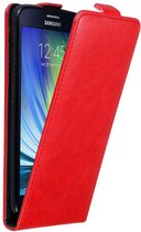 Cadorabo Hoesje geschikt voor Samsung Galaxy A7 2015 in APPEL ROOD - Beschermhoes in flip design Case Cover met magnetische sluiting