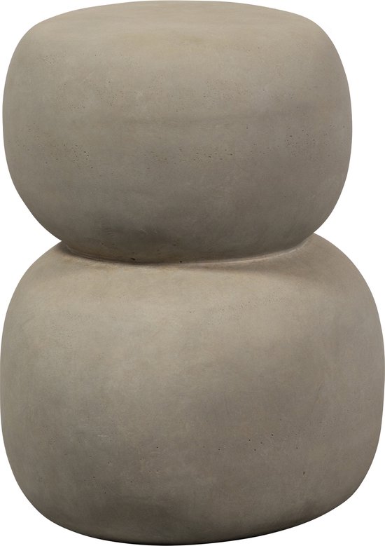 Grijze fiber clay bijzettafel, dubbel gestapeld met ronde vormen.