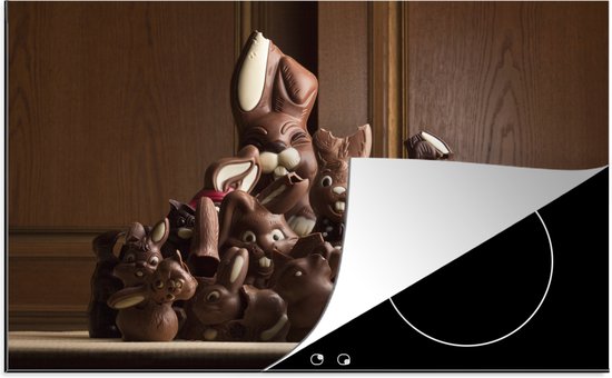 KitchenYeah® Inductie beschermer 80.2x52.2 cm - Hoop verschillende chocoladepaashazen - Kookplaataccessoires - Afdekplaat voor kookplaat - Inductiebeschermer - Inductiemat - Inductieplaat mat