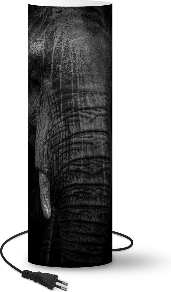 Lamp - Nachtlampje - Tafellamp slaapkamer - Olifant - Dier - Zwart - 70 cm hoog - Ø22.3 cm - Inclusief LED lamp