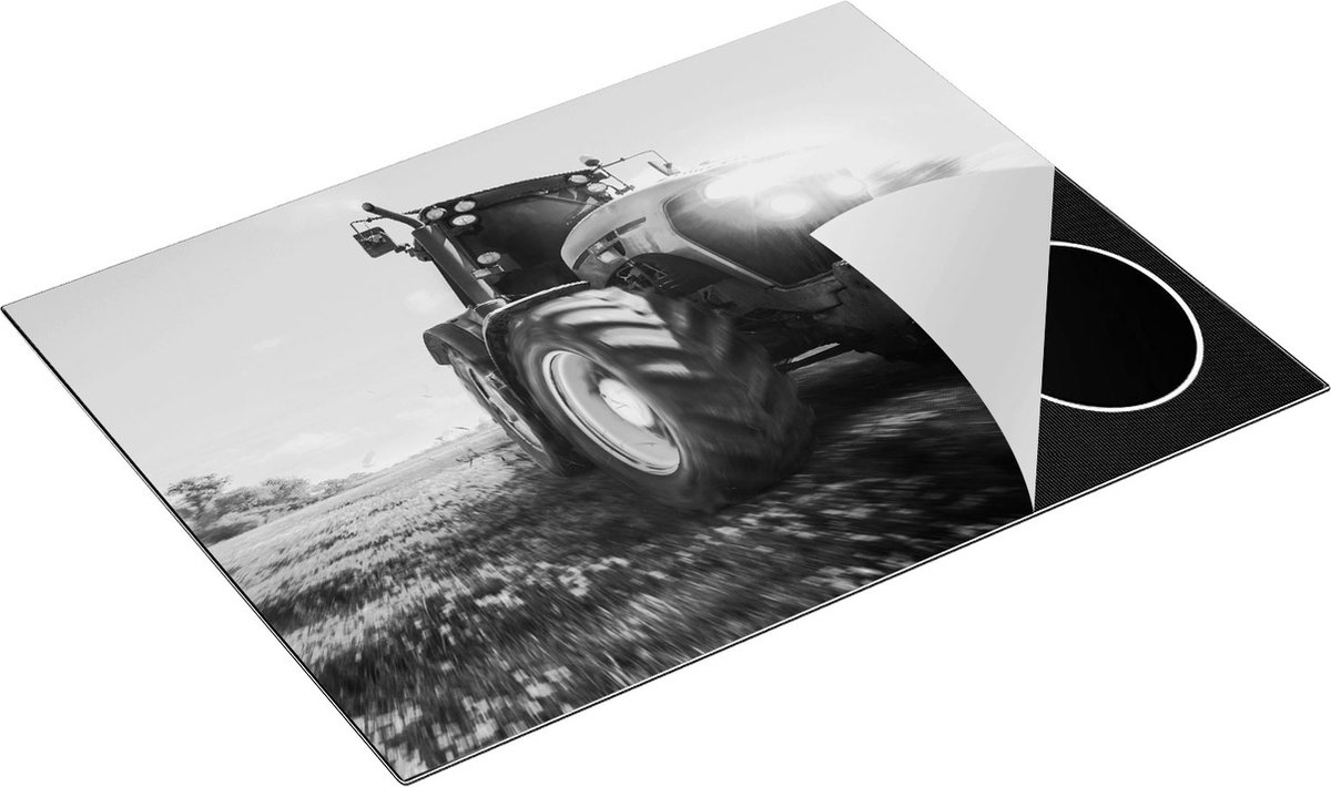 Chefcare Inductie Beschermer Tractor op het Gras - Trekker - Zwart Wit - 77x59 cm - Afdekplaat Inductie - Kookplaat Beschermer - Inductie Mat