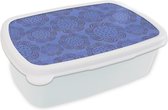 Broodtrommel Wit - Lunchbox - Brooddoos - Bloemen - Patronen - Blauw - 18x12x6 cm - Volwassenen