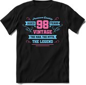 98 Jaar Legend - Feest kado T-Shirt Heren / Dames - Licht Blauw / Licht Roze - Perfect Verjaardag Cadeau Shirt - grappige Spreuken, Zinnen en Teksten. Maat L