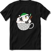 Pinguin Buddy Kerst T-shirt | Groen | Jongens / Meisjes | Grappige Foute kersttrui Shirt Cadeau | Kindershirt | Leuke Elf, Rendier, Kerstboom en Kerstballen Ontwerpen. Maat 104