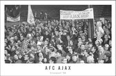 Walljar - Poster Ajax met lijst - Voetbalteam - Amsterdam - Eredivisie - Zwart wit - AFC Ajax supporters '66 - 70 x 100 cm - Zwart wit poster met lijst