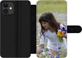 Bookcase Geschikt voor iPhone 12 Pro Max telefoonhoesje - Meisje - Bloemen - Weide - Met vakjes - Wallet case met magneetsluiting