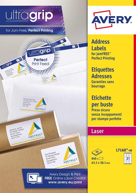 Étiquettes d'adresse Avery Ultragrip avec le texte 'Perfect Print Feed'. Au premier plan, deux paquets marron étiquetés avec des adresses Avery.