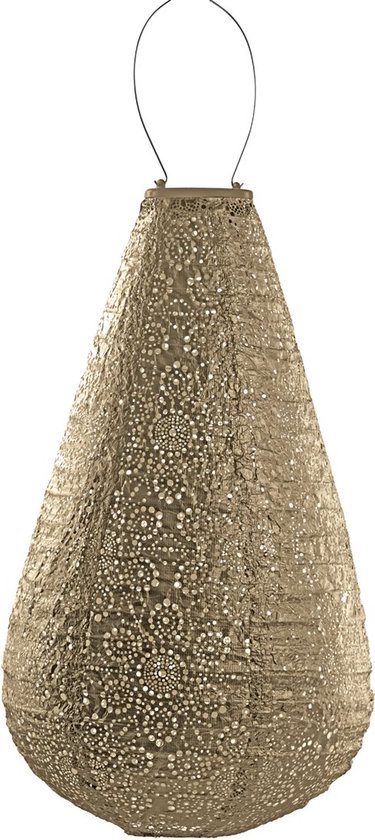 Een gouden, druppelvormige lampion met een open, perforatie patroon en een lus om op te hangen.