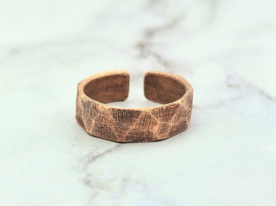 Mei's | Tibetan Mystic Copper | ring dames / sieraad Tibetaans / verstelbaar statement | edelmetaal / koper / roségoud | maat 55 mm