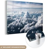 MuchoWow® Glasschilderij 120x80 cm - Schilderij acrylglas - In de wolken - Foto op glas - Schilderijen