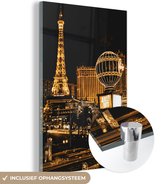 MuchoWow® Glasschilderij 80x120 cm - Schilderij acrylglas - Goud - Eiffeltoren - Las Vegas - Foto op glas - Schilderijen