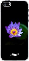 iPhone SE (2016) Hoesje Transparant TPU Case - Purple Flower in the Dark #ffffff