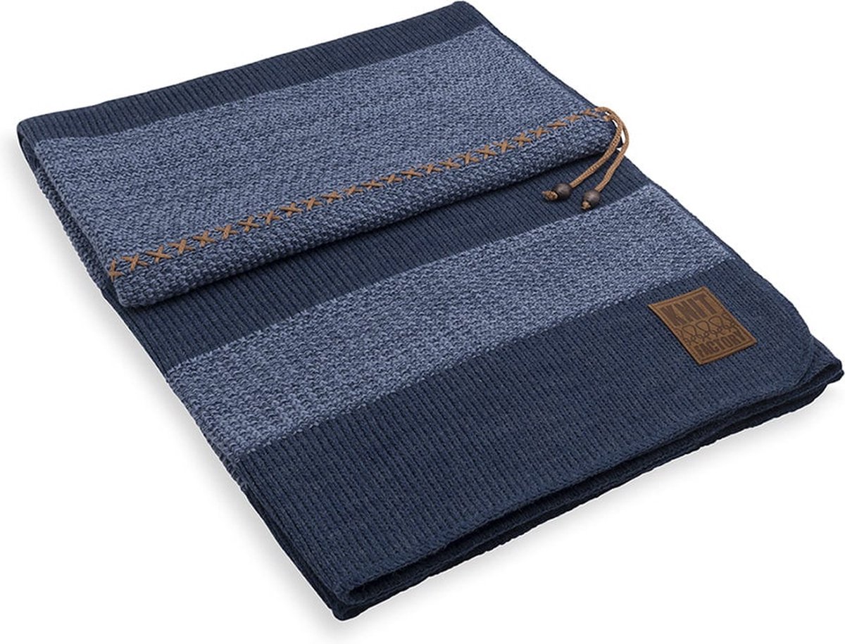 Knit Factory Roxx Gebreid Plaid Woondeken plaid Wollen deken Kleed Jeans Indigo 160x130 cm
