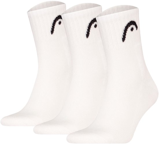Trois paires de chaussettes de sport blanches avec le logo HEAD noir sur la tige.