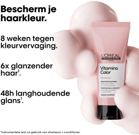 Tube d'après-shampoing Vitamino Color L'Oréal Professionnel en rose pastel.