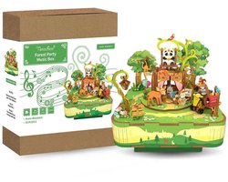 foto van Tonecheer Forest Party Bouwpakket - Modelbouw - 14 x 14 x 15,4 cm -Houten 3D Puzzel - DIY Muziekdoos Pakket - Modelbouwpakketten - Knutselen voor Volwassenen - Knutselpakket