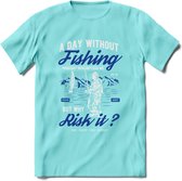 A Day Without Fishing - Vissen T-Shirt | Blauw | Grappig Verjaardag Vis Hobby Cadeau Shirt | Dames - Heren - Unisex | Tshirt Hengelsport Kleding Kado - Licht Blauw - S