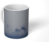 Mok - Wagen in de mist bij India - 350 ML - Beker