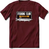 Fishing Club - Vissen T-Shirt | Grappig Verjaardag Vis Hobby Cadeau Shirt | Dames - Heren - Unisex | Tshirt Hengelsport Kleding Kado - Burgundy - M