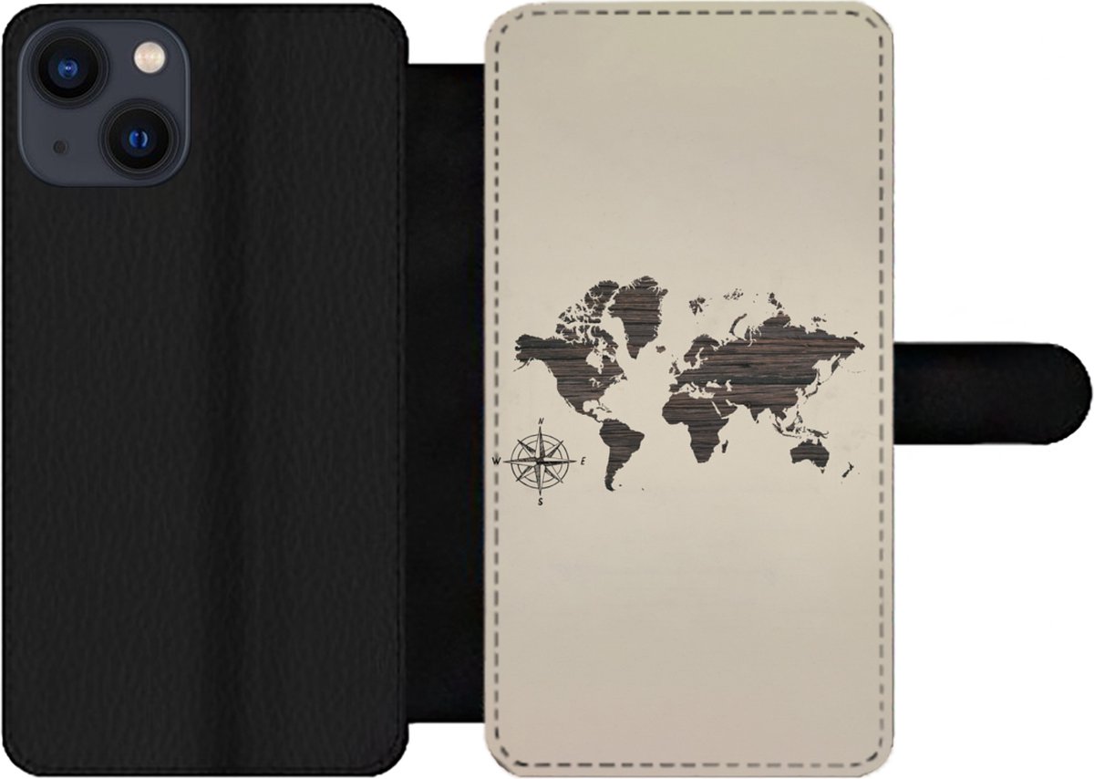 Telefoonhoesje Geschikt voor iPhone 13 telefoonhoesje - Wereldkaart - Hout - Bruin - Met vakjes - Wallet case met magneetsluiting