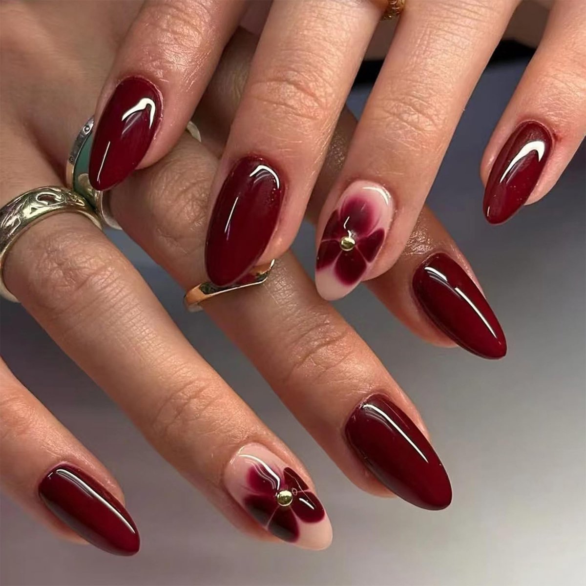 Dailygoods- Kunstnagels 24 Stuks - Plaknagels - Nepnagels - Amandelbloesem Design - Eenvoudig Aanbrengen - Elegante Uitstraling