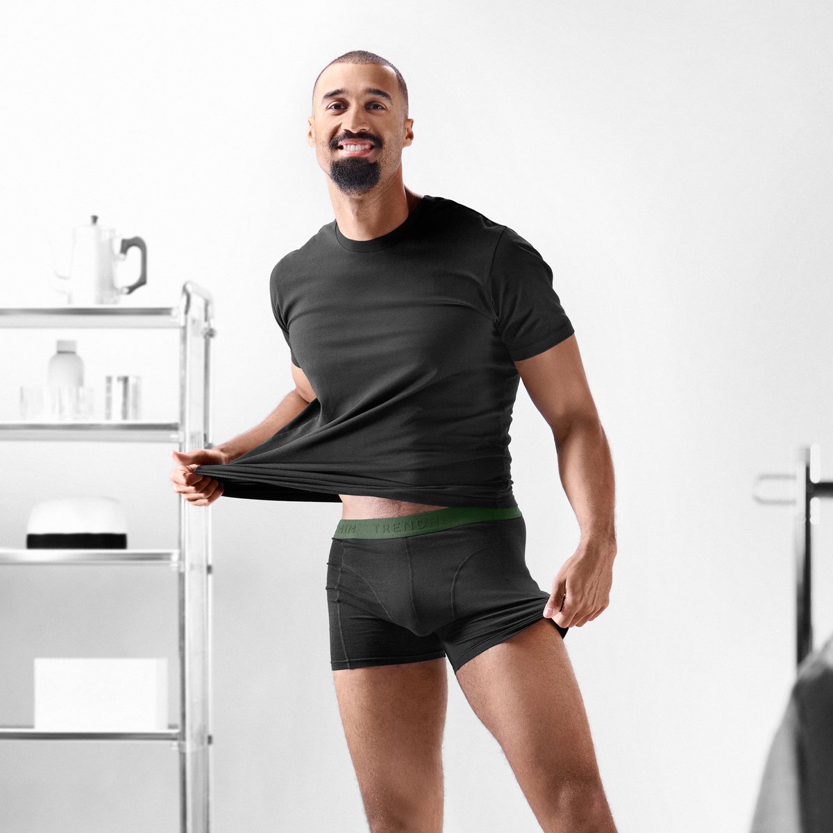 FlexFeel | Zwarte katoenen boxershort met olijfgroene tailleband