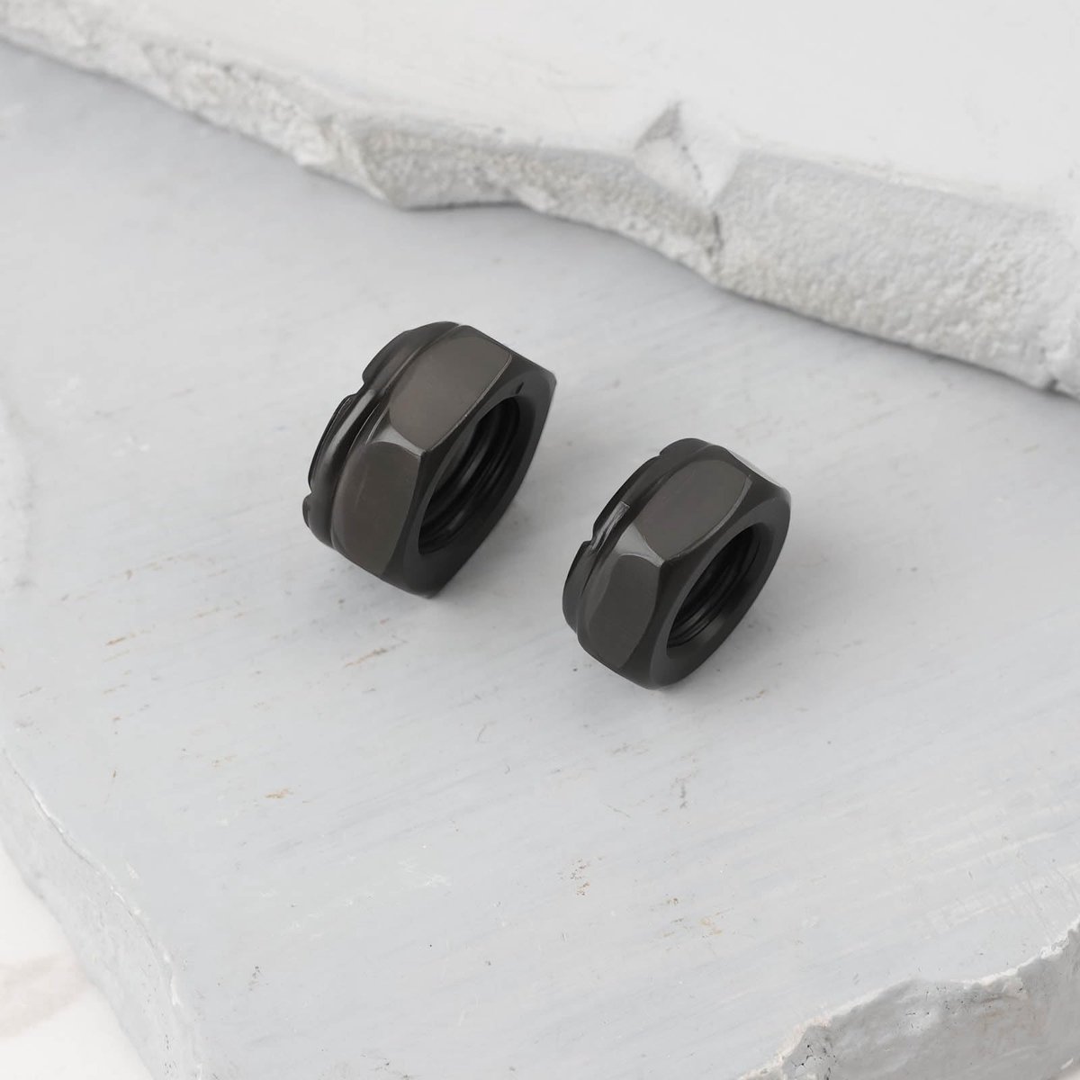 Dailygoods- Skateboard Bushings 18-delige Set - M8 Inch Draad - Compatibel met Bones Hardcore - Zwart - Duurzaam - Eenvoudig te Installeren - Skateboard Onderdelen