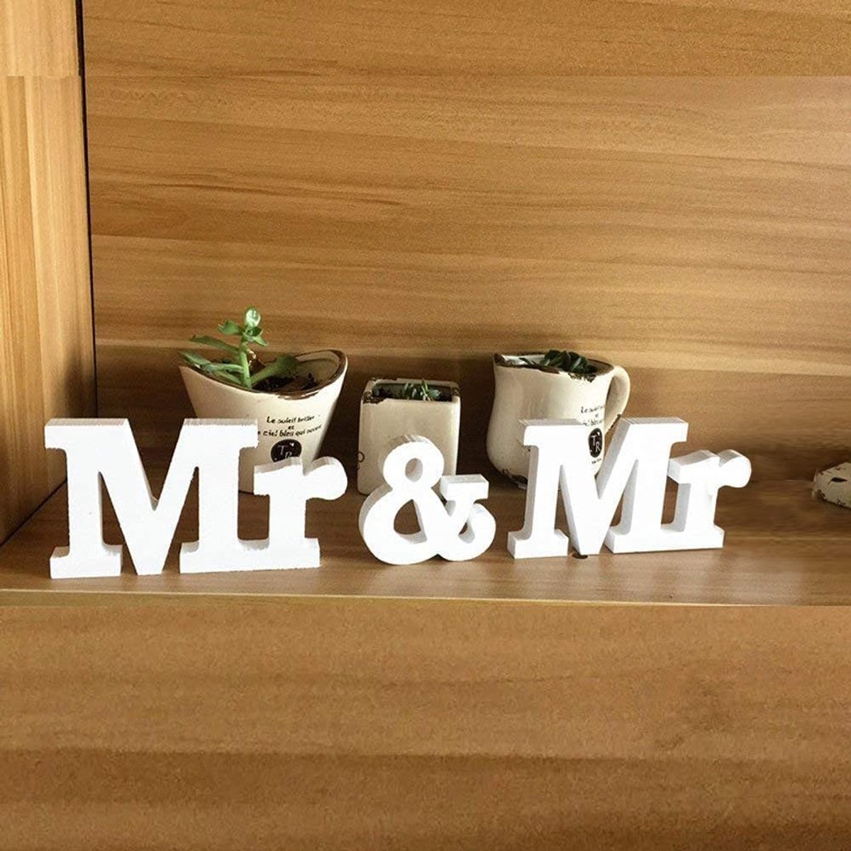 Dailygoods- Houten Letters - Mr & Mr Decoratie - Huwelijkscadeau - Tafel Decoratie - Romantisch Bord - Emotionele Uitdrukking - Decoratieletters