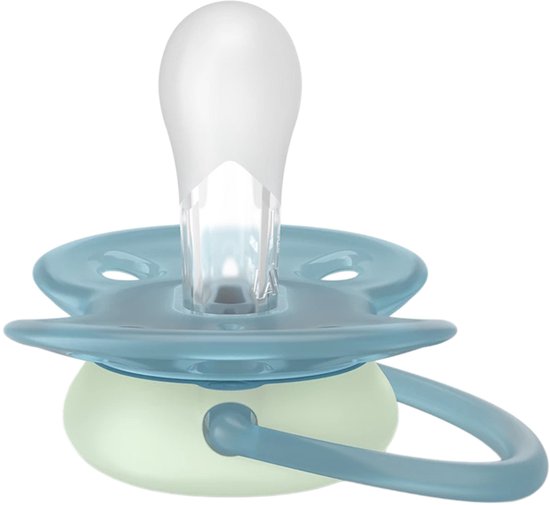 Blauwe fopspeen met glow-in-the-dark schildje.