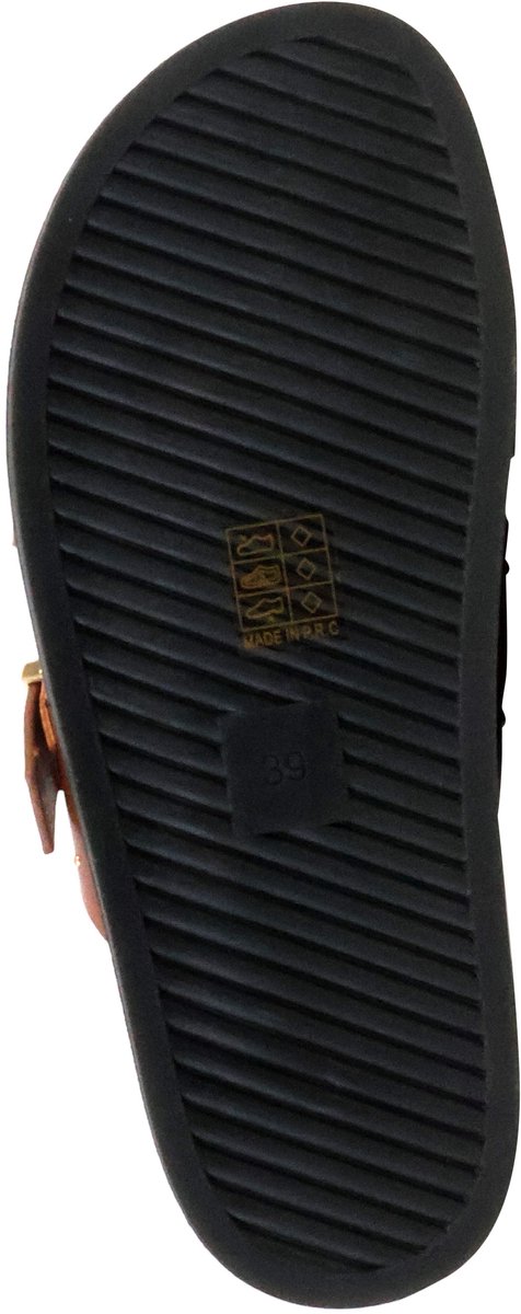 Sandalen om aan te trekken