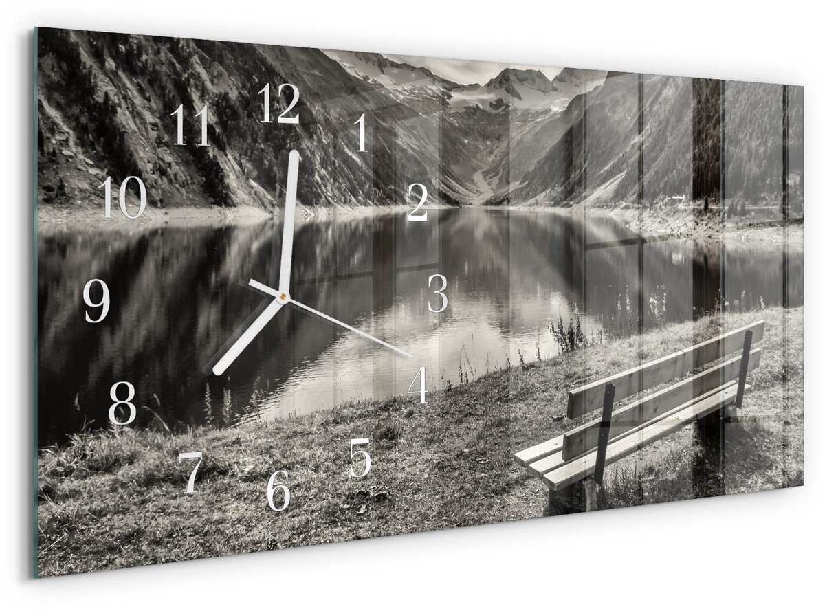 TULUP Wandklok - Vreedzame bergen Klok Glas Met Opdruk - 60x30 cm - Zwart-wit Moderne Wandklok Glas - Witte Handen - Rechthoekige Wandklok - Wandklok Glas Decoratie - Gekleurde Glazen Klok