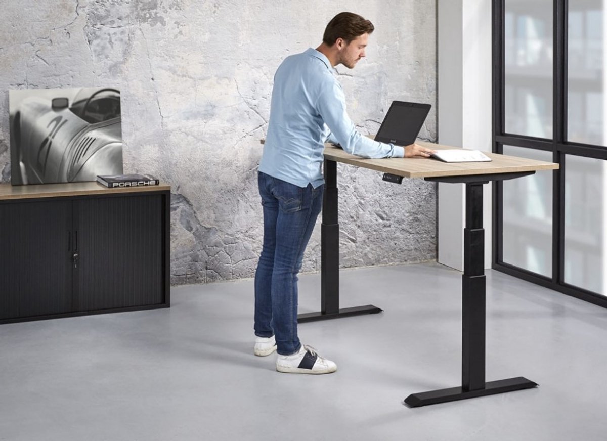 HHV Elektrische zit sta bureaus | Kersen | Lengte: 180cm |Hoogte: 65-130cm | Breedte: 80cm