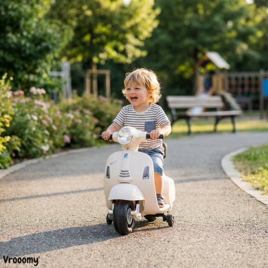 Vespa GTS - Elektrische Scooter 6V - voor Kinderen - tot 3 jaar - Wit van Vespa — afbeelding 4