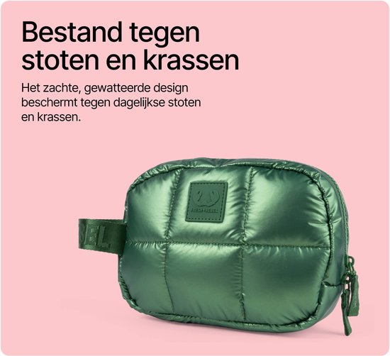 Metallic groene Coze Mini tas met ruitvormige stiksels en een Fresh 'n Rebel logo.