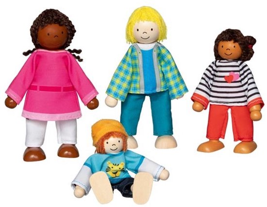 Vier Goki buigpoppen met verschillende huidskleuren en kleding.