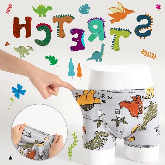 Een grijze boxer met dino-print op een paspop, getoond met een hand die de stof uitrekt.