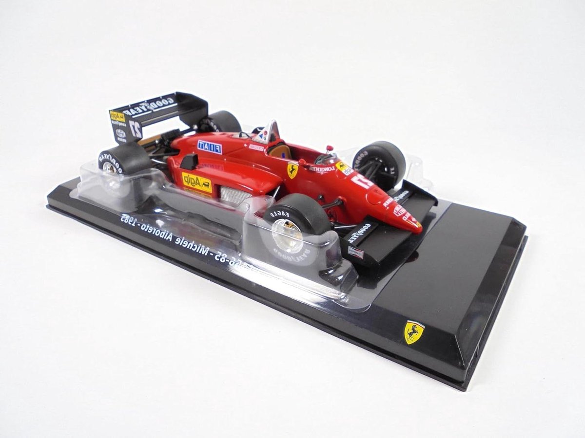Modelauto Ferrari 156-85 - Formule 1 auto - Verzamelen en display - Schaalmodel 1:24 - 295 cm lengte - Rood
