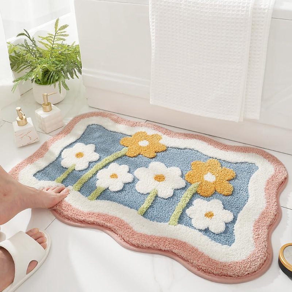 Badtapijt Bloemen - Badmat Keuken - Veiligheid en Comfort - Antislip Achterkant - 50x80 cm - Bloemenprint
