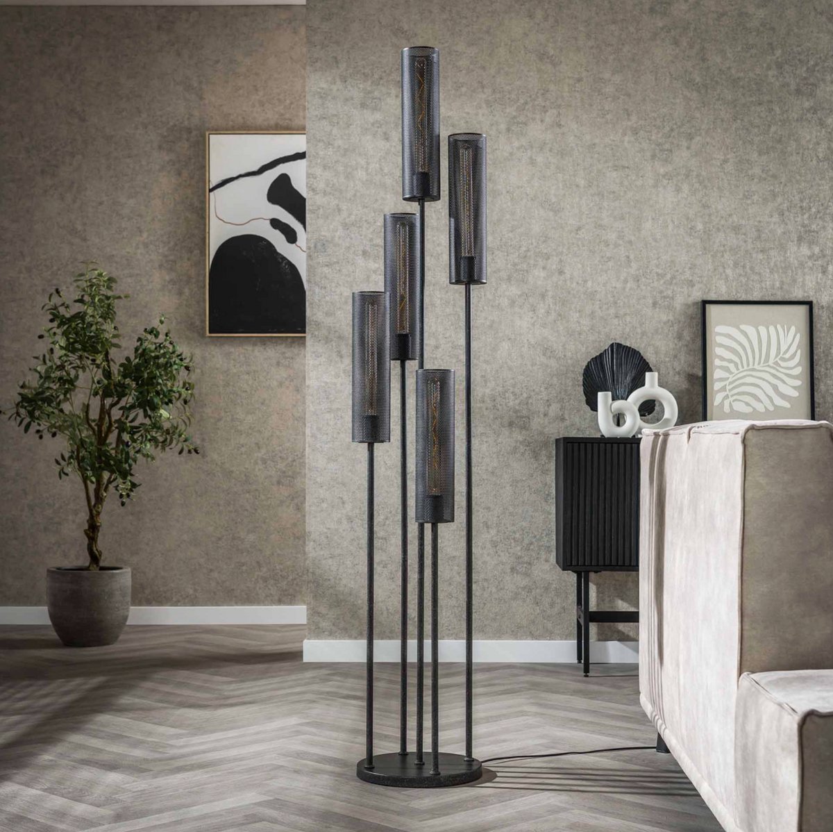 PS-Collection Vloerlamp Zwart Metaal - Tube Mesh Getrapt 5 Lichts - vloerlampen woonkamer, vloerlamp zwart, vloerlamp industrieel, vloer lamp, vloerlampen landelijk, staande lampen woonkamer, staande lampen, staande lamp industrieel thumbnail 5