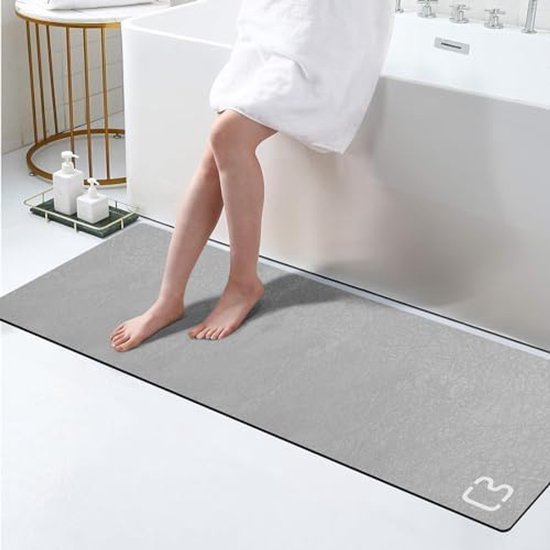 Grijze badmat 40×150cm Extra lange badkamermat Grote Sneldrogende Super Absorberende Antislip Douchemat met Rubberen Rug Matten voor Badkamer Vloer, Bad Douche, Wastafel, Grijs